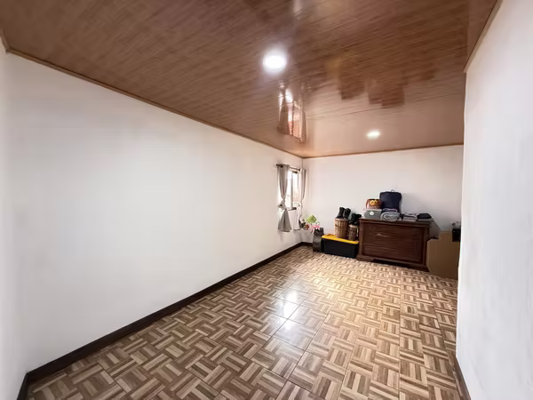 Casa de Tres Pisos en San Francisco de Dos Ríos