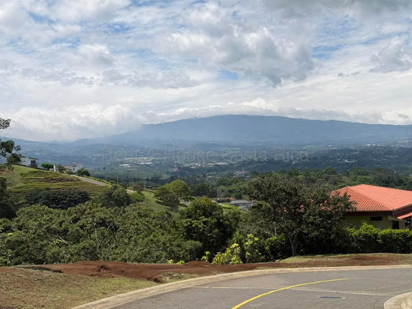 Lote en Venta 731 m2, Vista Espectacular |  Hacienda Natura, Naranjo