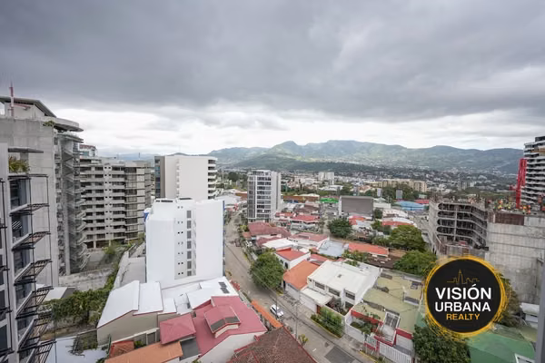 Apartamento de 3 Habitaciones en Torre Parkwood Nunciatura