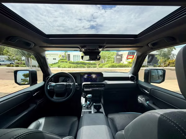 Se vende Toyota Land Cruiser Prado TXL 2025