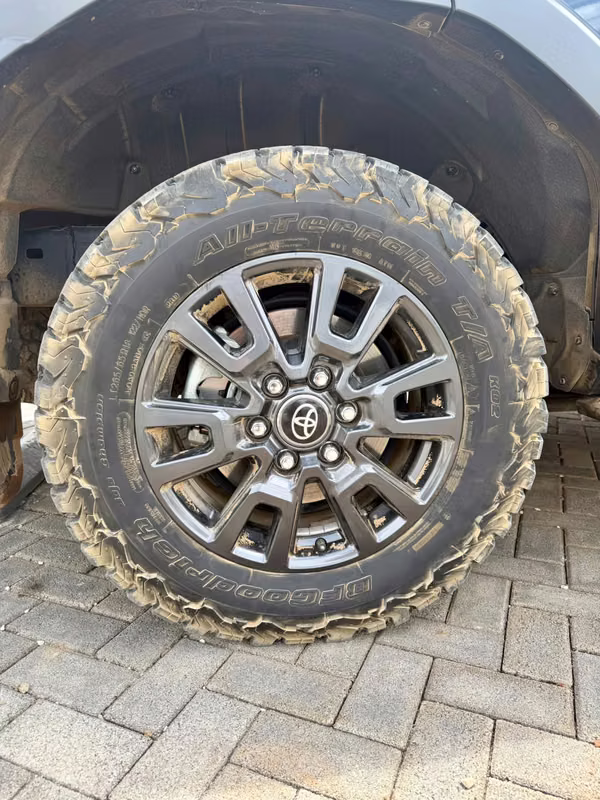 Se vende Toyota Land Cruiser Prado TXL 2025