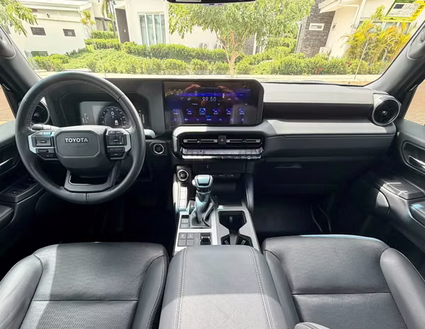 Se vende Toyota Land Cruiser Prado TXL 2025