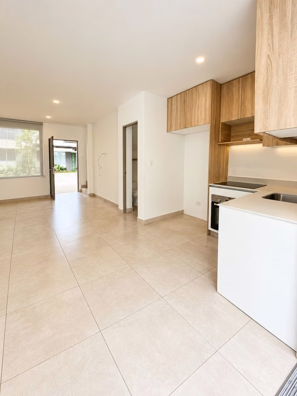  HOUSE FOR RENT IN VISTAS DE SANTA ANA | 2 BEDROOMS AND PATIO