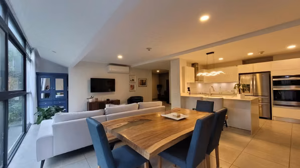 SCAZU SAN OF 3 HABITATIONS - 261m ² - SERVICE FOURTH
