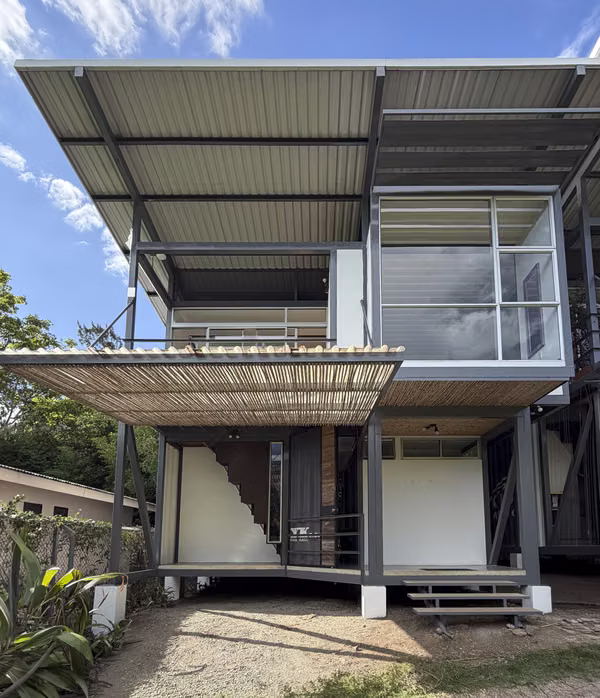 Alquiler de apartamento en Container en Lindora Santa Ana