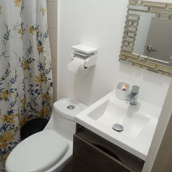 Casa en condominio, 3 dormitorios 2 parqueos, Ciruelas, La Guacima, Alajuela