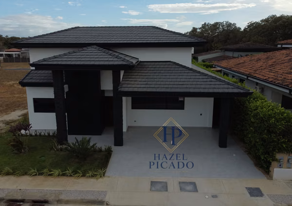 CASA DE LUJO EN VENTA Condominio Parque El Encino, Liberia, Guanacaste