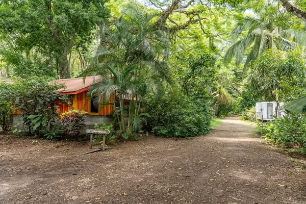 OPORTUNIDAD DE INVERSIÓN — La Cruz, Guanacaste | 44 acres con Eco Lodge