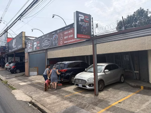 Local Comercial en Alquiler Desamparados