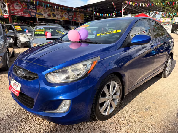 HYUNDAI ACCENT GLS-2013-AUTOMATICO-5.675.000
