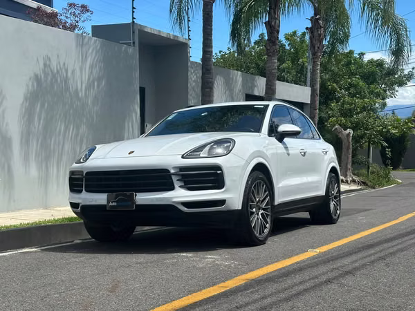 PORSCHE CAYENNE PLATINUM EDITION