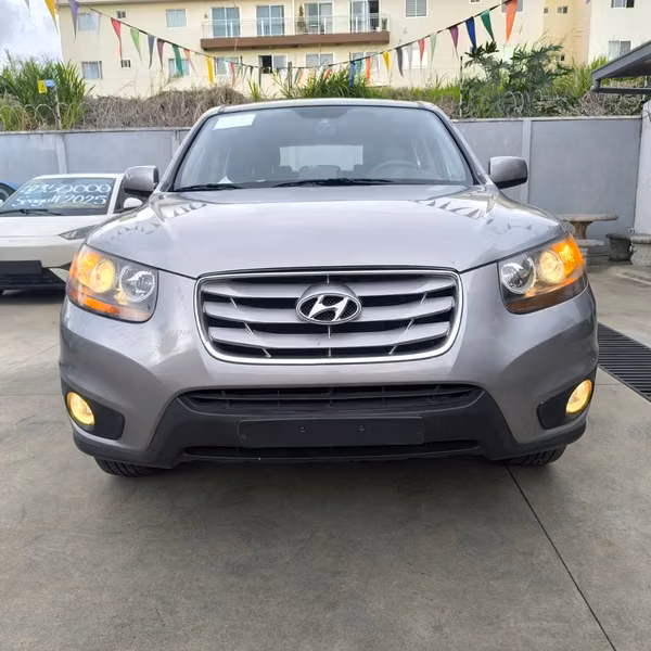 HYUNDAI  SANTA FE  2010	FINANCIADO