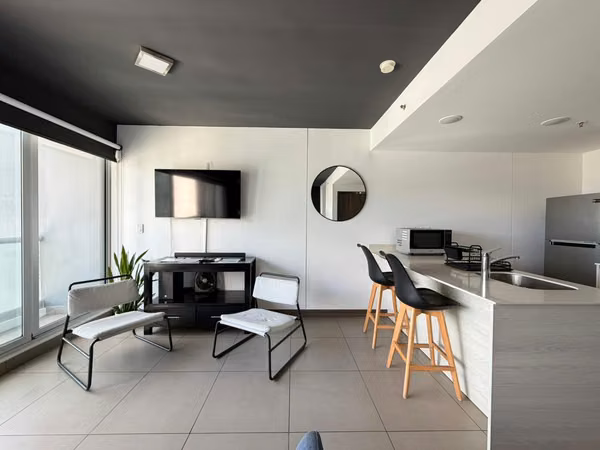 SE ALQUILA APARTAMENTO CON VISTA IMPRESIONANTE AMUEBLADO TIPO ESTUDIO