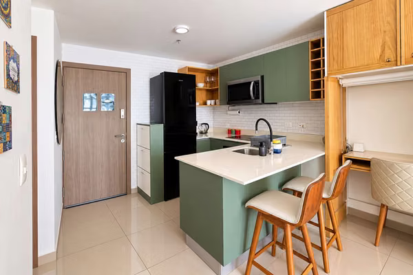Venta de apartamento en piso #12, Full Amueblado, Tibas, Condominio Bambú Rivera