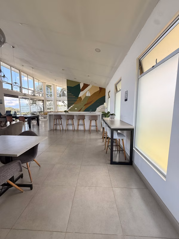 Se Alquila Hermosa casa con patio propio en Condominio cerca del Coyol