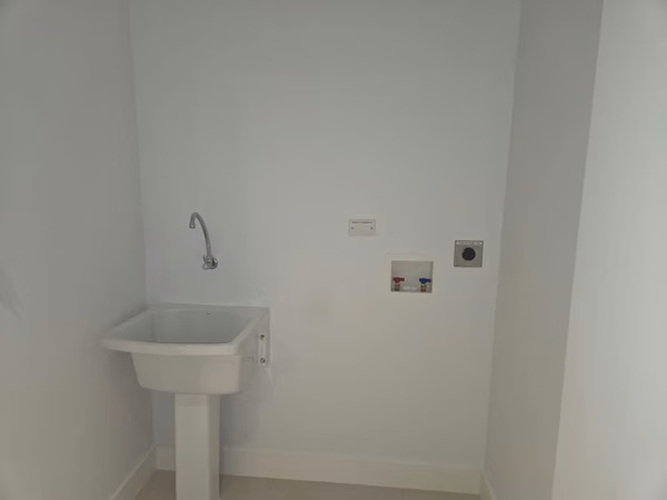 Se alquila apartamento en Rohrmoser, Nunciatura