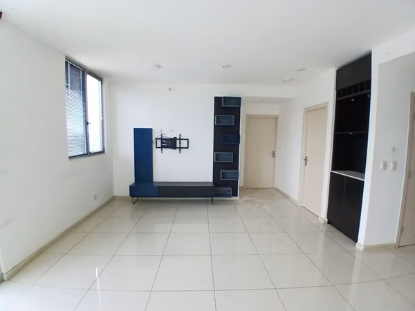 Oportunidad de Apartamento Semiamueblado Cerca de Lagunilla Heredia
