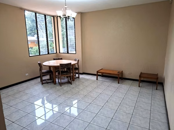 APARTAMENTO EN ESCAZÚ CENTRO.