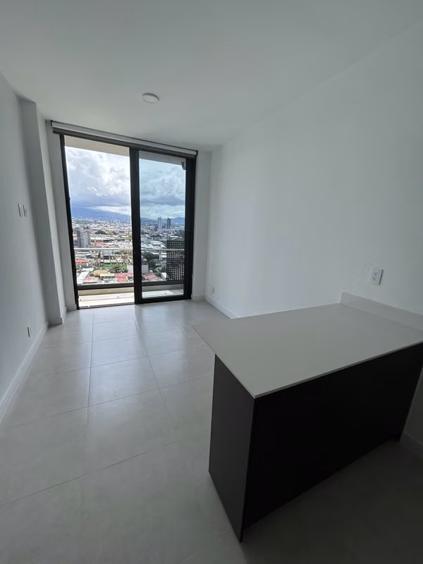 Apartamento Nuevo. Alquiler frente al Estadio Nacional en San José