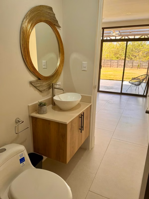 Casa moderna en alquiler en Condominio Tayacán, Liberia | 3 habitaciones