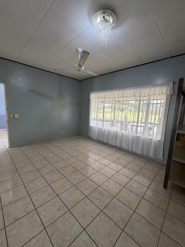 Oportunidad comercial en Santa Cruz: 680 m², detrás del Campo Ferial