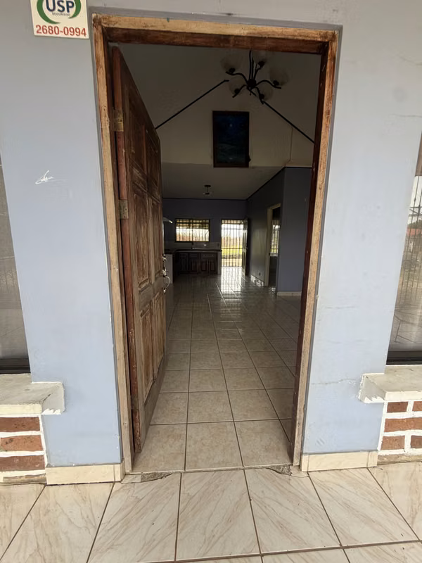 Oportunidad comercial en Santa Cruz: 680 m², detrás del Campo Ferial