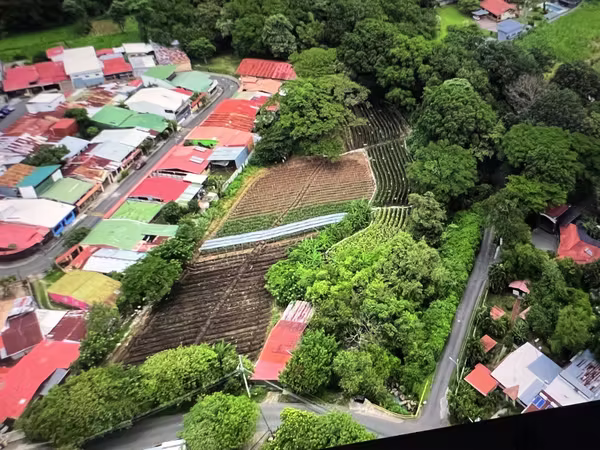 Venta terreno para desarrollo inmobiliario, La Guácima. (IC)