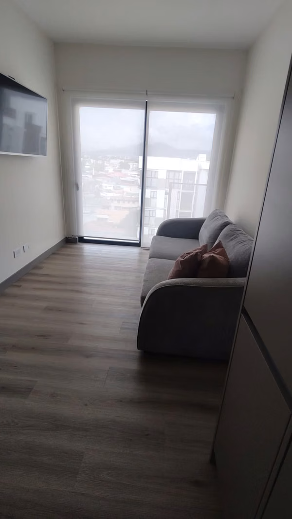 ALQUILER DE ESPECTACULAR Y NUEVO APARTAMENTO-SAN JOSÉ-TIBÁS-SAN JUAN-CONDOMINIO VIVE