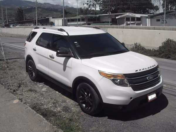Ford Explorer 2011 XLT