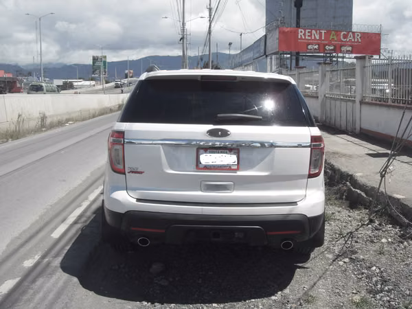 Ford Explorer 2011 XLT
