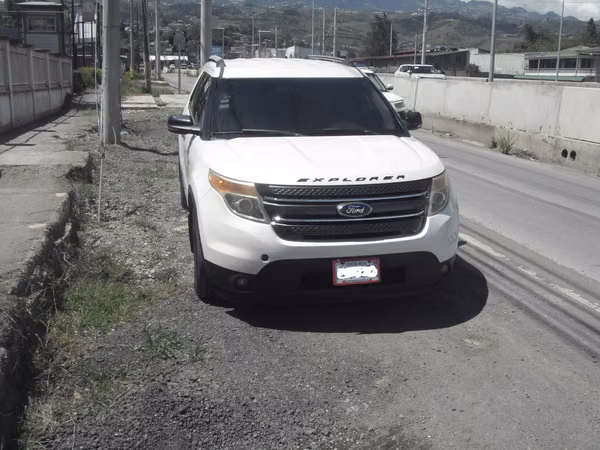 Ford Explorer 2011 XLT