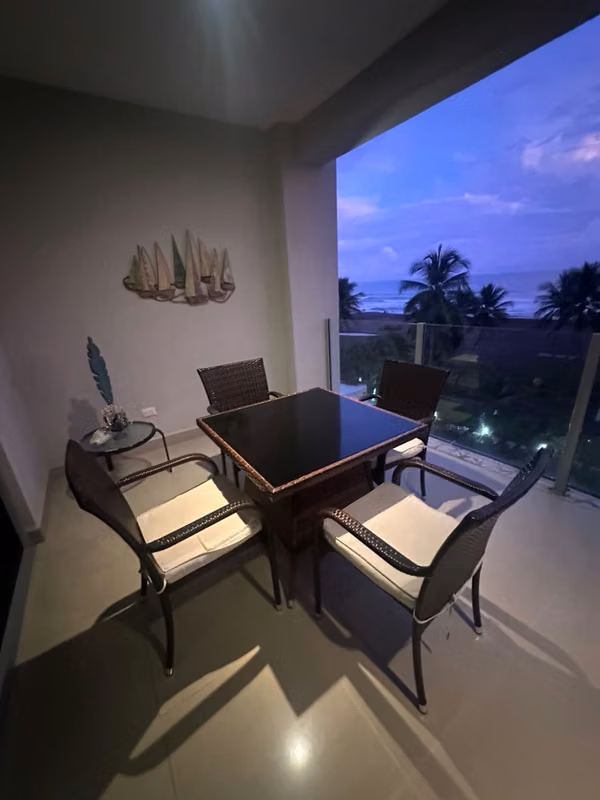 Casa nueva totalmente equipada en Cóbano con vista a la selva