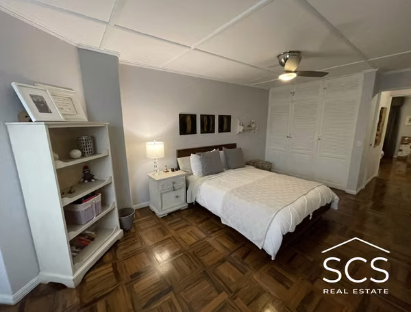 Se Vende Amplio Apartamento en torre en Barrio Amon con vista preciosa a Areas verdes