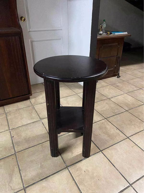 Room Table, Assistant, Lateral In Cedro Wood. Imported