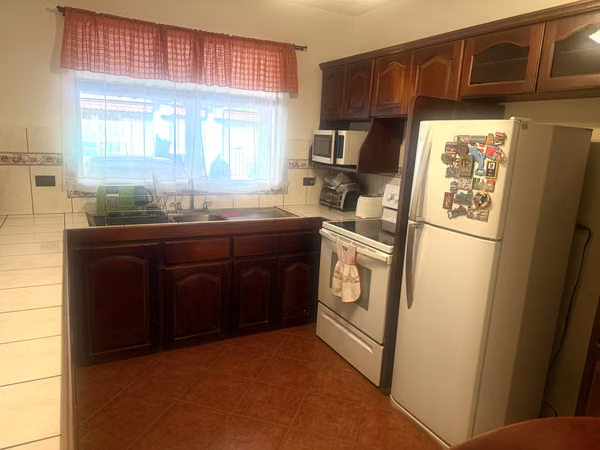 VENTA CASA DE UNA PLANTA EN COYOL