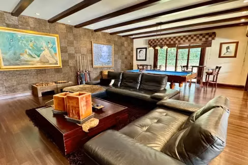 Casa tipo Colonial con Piscina en Condominio en Santo Domingo de Heredia