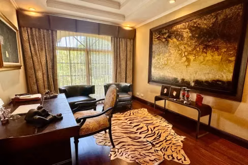Casa tipo Colonial con Piscina en Condominio en Santo Domingo de Heredia
