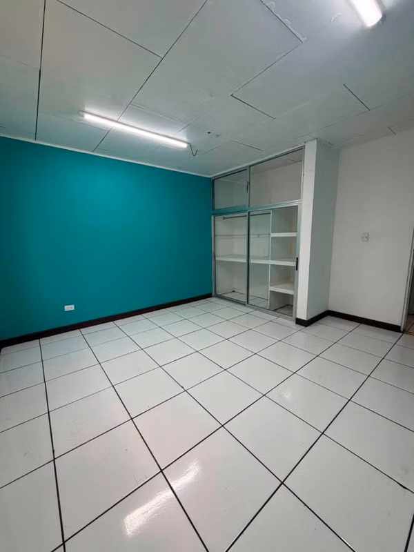 Se alquila casa de un piso en Residencial Hacienda Vieja-Curridabat