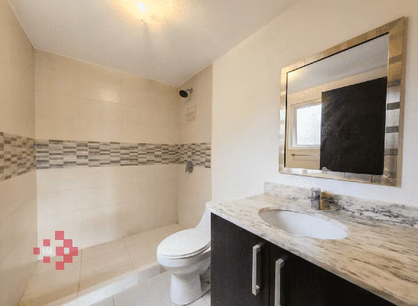 Apartamento con jardín en venta, Río Oro de Santa Ana.
