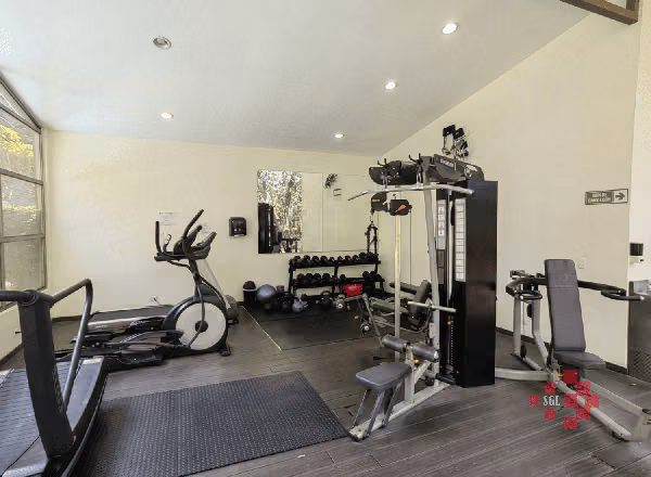 Apartamento con jardín en venta, Río Oro de Santa Ana.