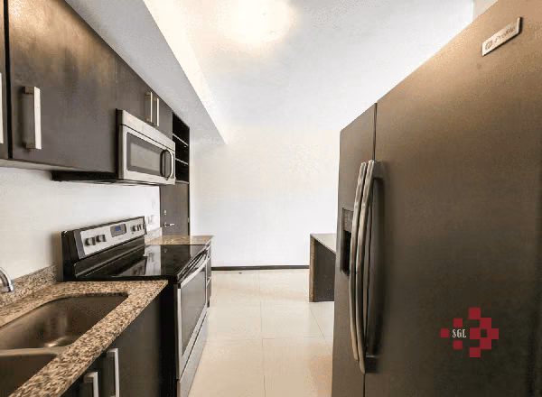 Apartamento con jardín en venta, Río Oro de Santa Ana.