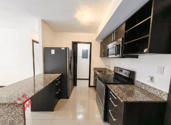Apartamento con jardín en venta, Río Oro de Santa Ana.