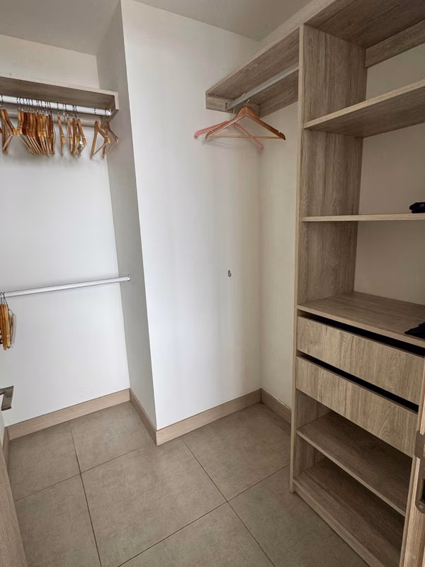 Torre Las Loras Curridabat | Amueblado + 2 Hab + 2 Baños | $1,380