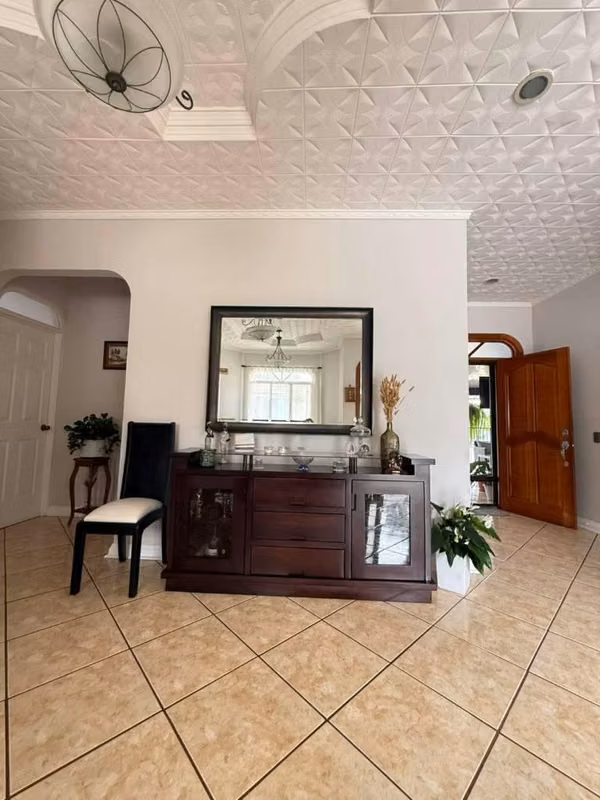 Se Vende Hermosa Casa en Palmares de Pérez Zeledon