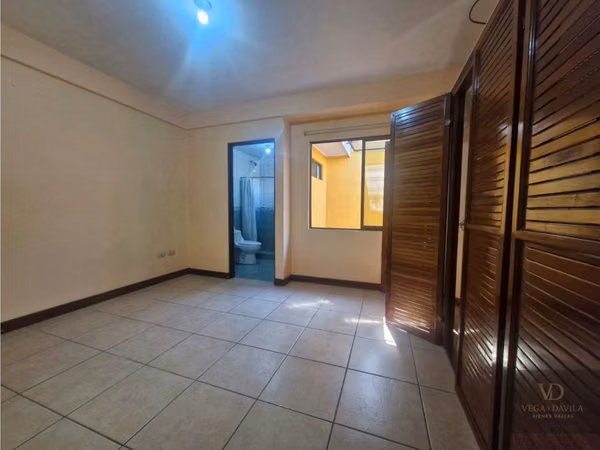 Casa en Venta en San Francisco de Heredia | 3 Habitaciones | 2 Parqueos | Excelente Ubicación