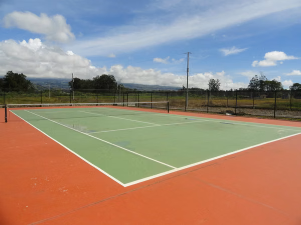 Residencia de Lujo en Condominio Albacete Exclusividad en Cartago 43147