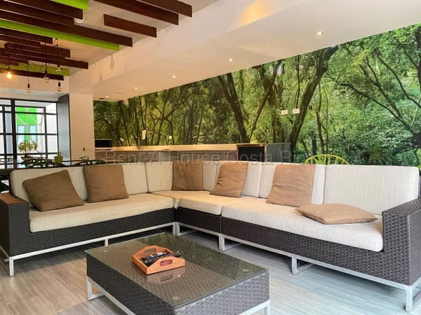 Venta de Apartamento AMUEBLADO en Santa Ana. 27-583