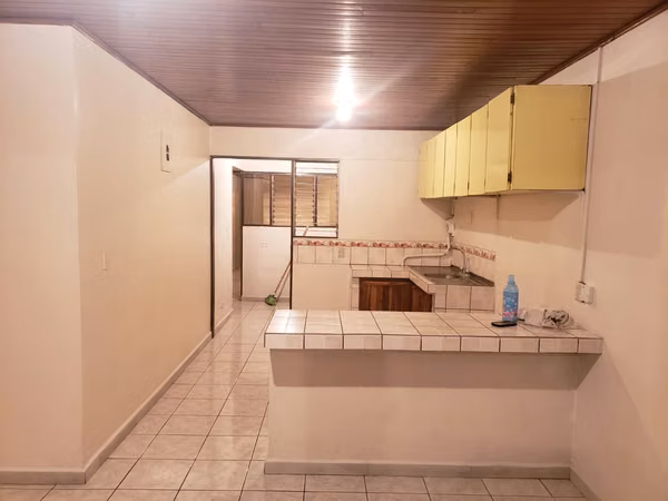 APARTMENT TYPE STUDIO IN PACT OF THE JOCOTE.