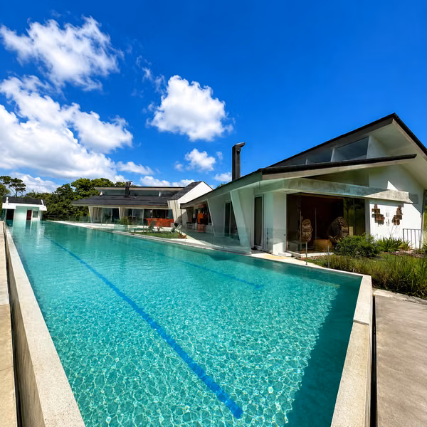 Exclusiva residencia de montaña con piscina y vistas panorámicas en Coronado, Costa Rica