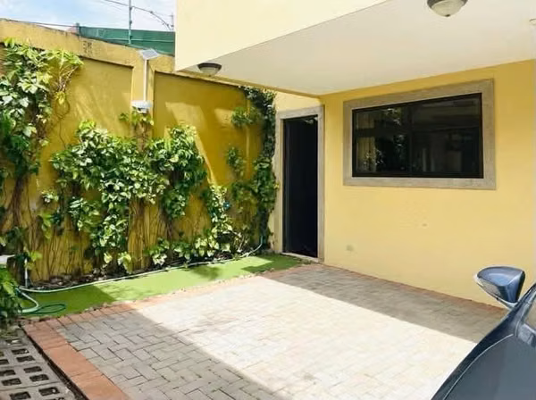 Alquiler de casa en cuidad Colón en Brazil de mora